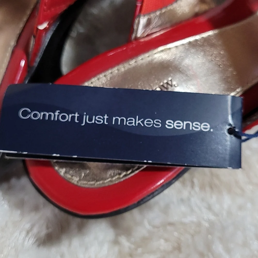 NEW High Heel Sandals Red Patent Open Toe Sole Sense Ability Pad Croft Barrow 6